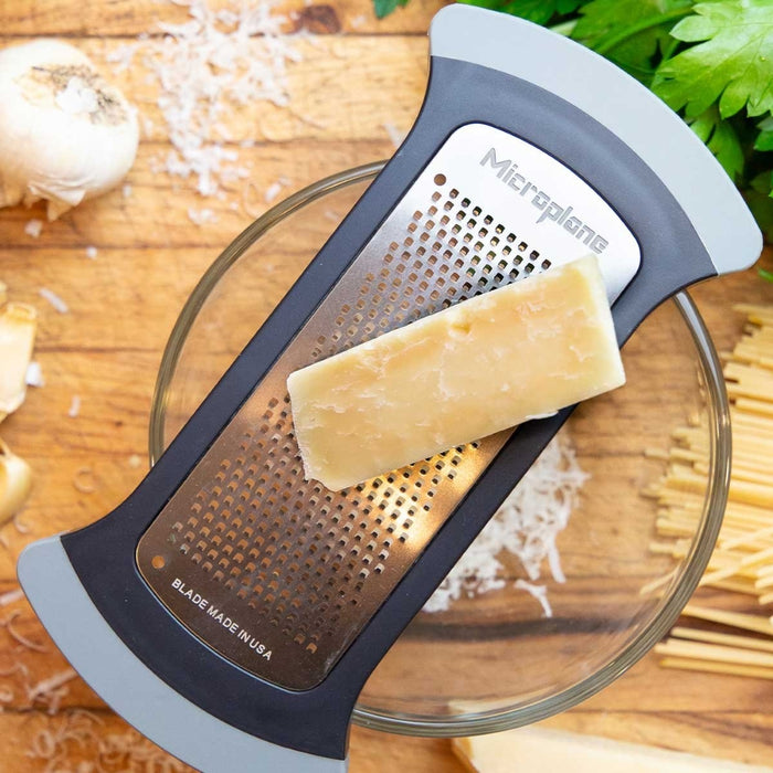 Microplane Mixing Bowl Fine Grater