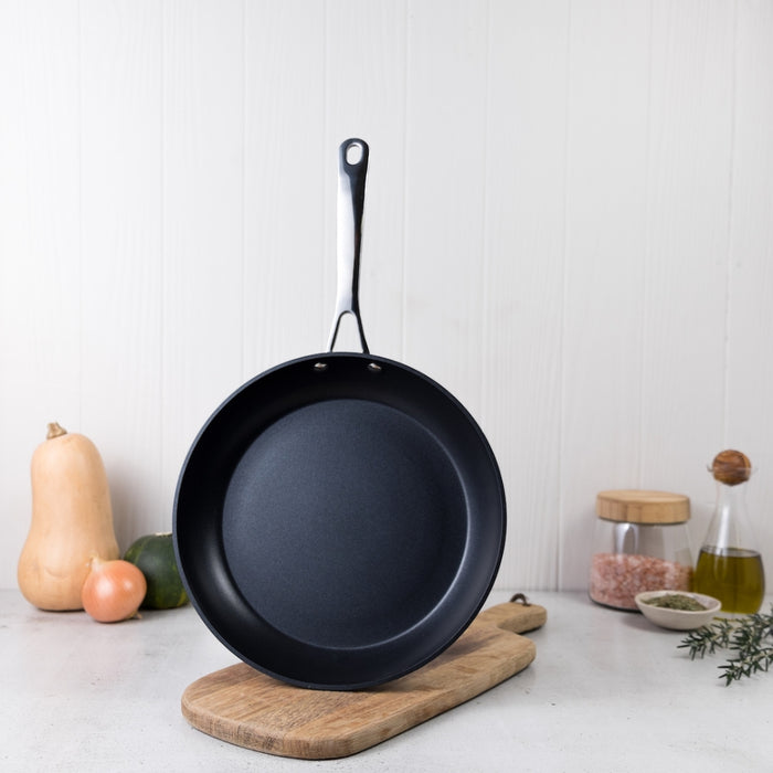 Brabantia Chrome 28cm Frying Pan