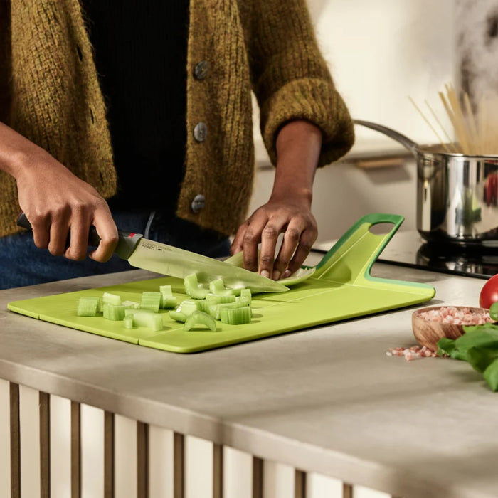 Joseph Joseph Chop2Pot™ Plus Folding Chopping Board Regular - Green