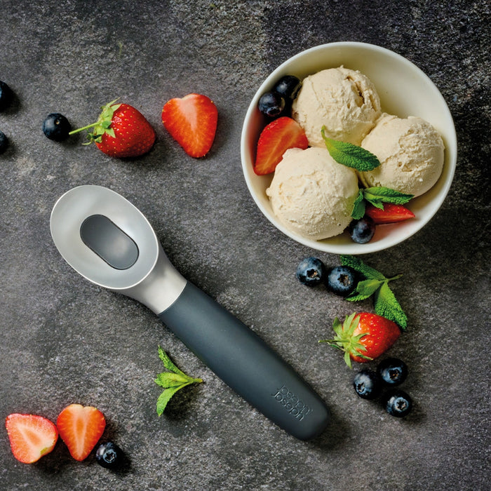 Joseph Joseph  Elevate™ Ice-cream Scoop Grey