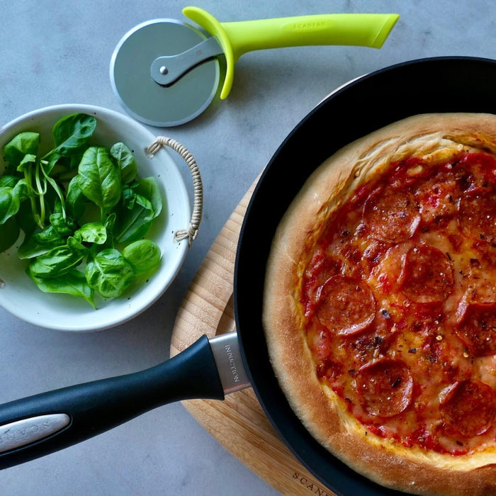 Scanpan Spectrum Pizza Cutter - Blue