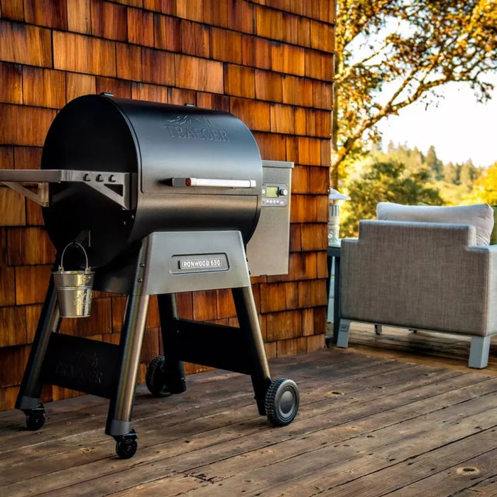 Traeger Ironwood 650 Wood Pellet Grill