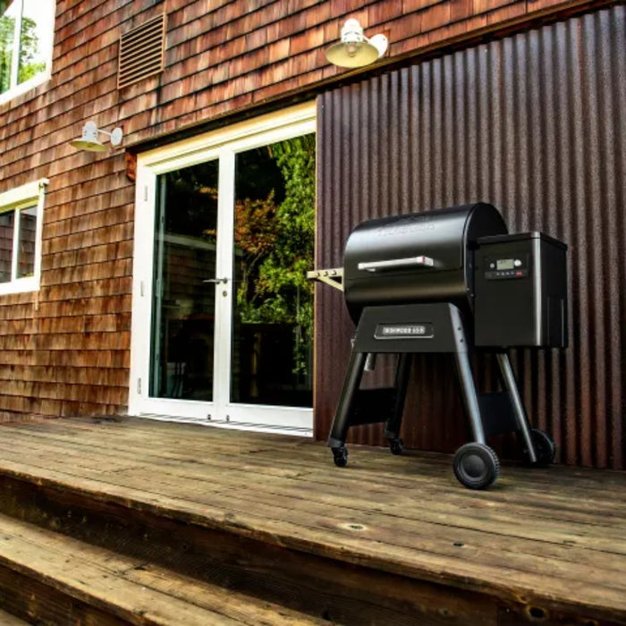 Traeger Ironwood 650 Wood Pellet Grill