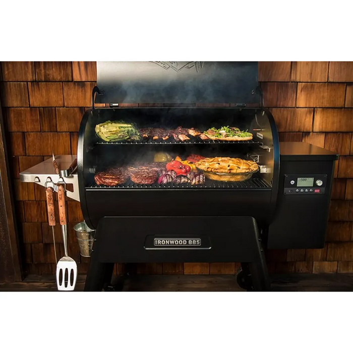 Traeger Ironwood 885 Wood Pellet Grill