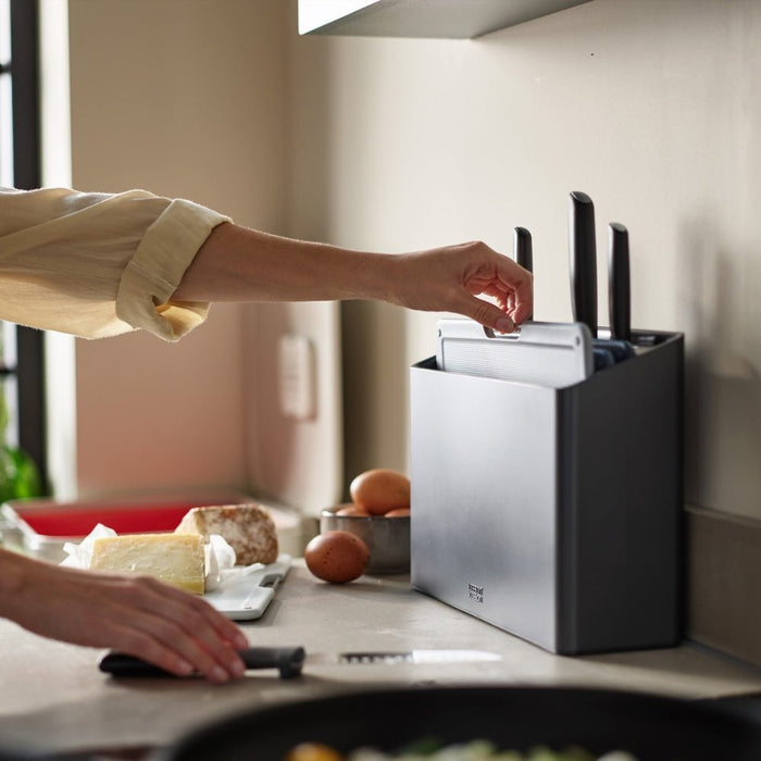 Joseph Joseph Folio™ Plus Graphite 8pcs Knife & Chopping Board Set - Gourmet Gear