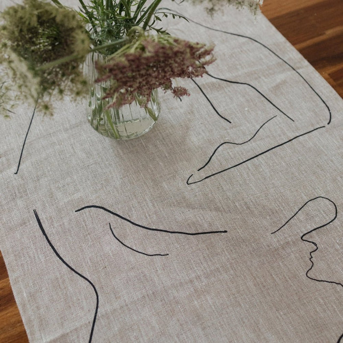 Kumoya Sofia Table Runner - Gourmet Gear