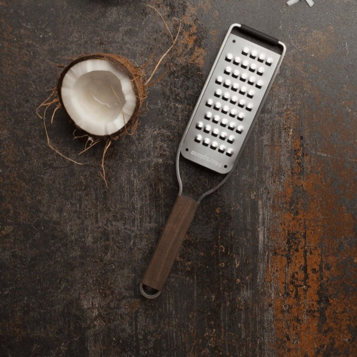 Microplane Master Series 2mm - Ex Coarse - Gourmet Gear