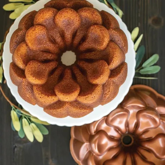 Nordic Ware Magnolia Bundt Pan - Gourmet Gear