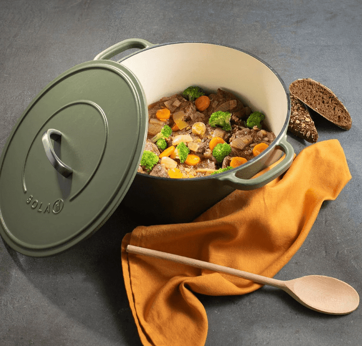 Sola Cast Iron Casserole 2 Sizes - Gourmet Gear