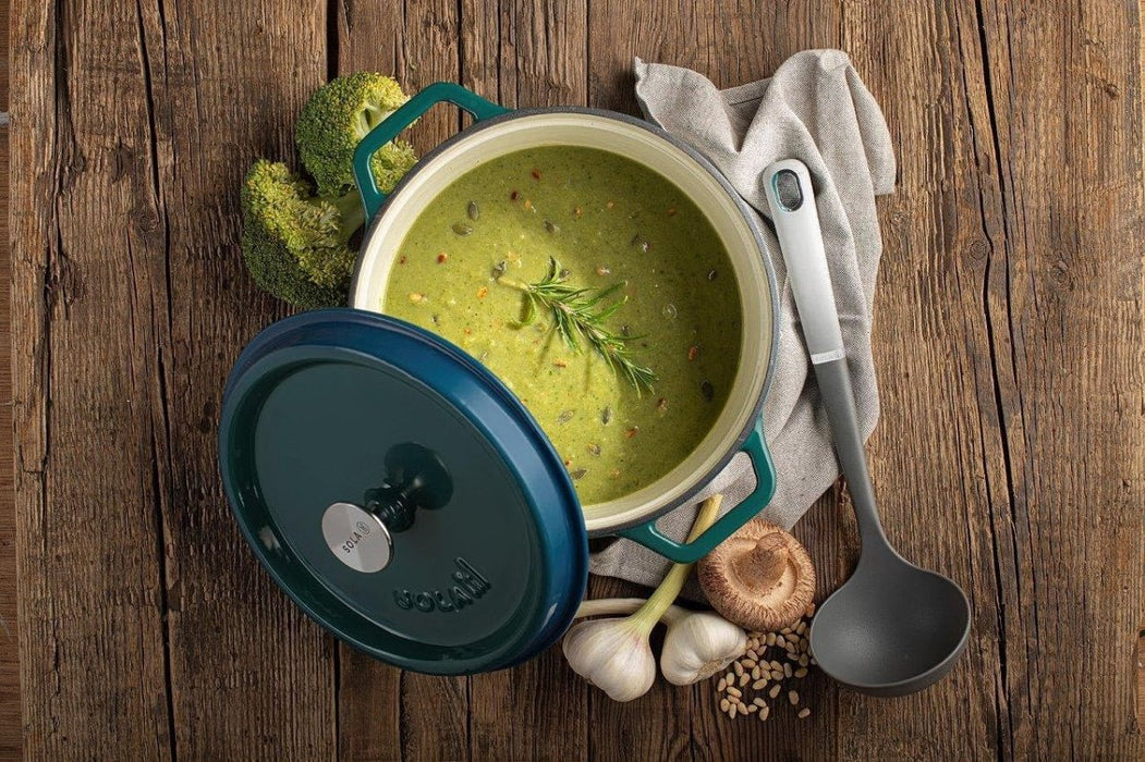 Sola Cast Iron Casserole 24cm - 3.2L - Gourmet Gear