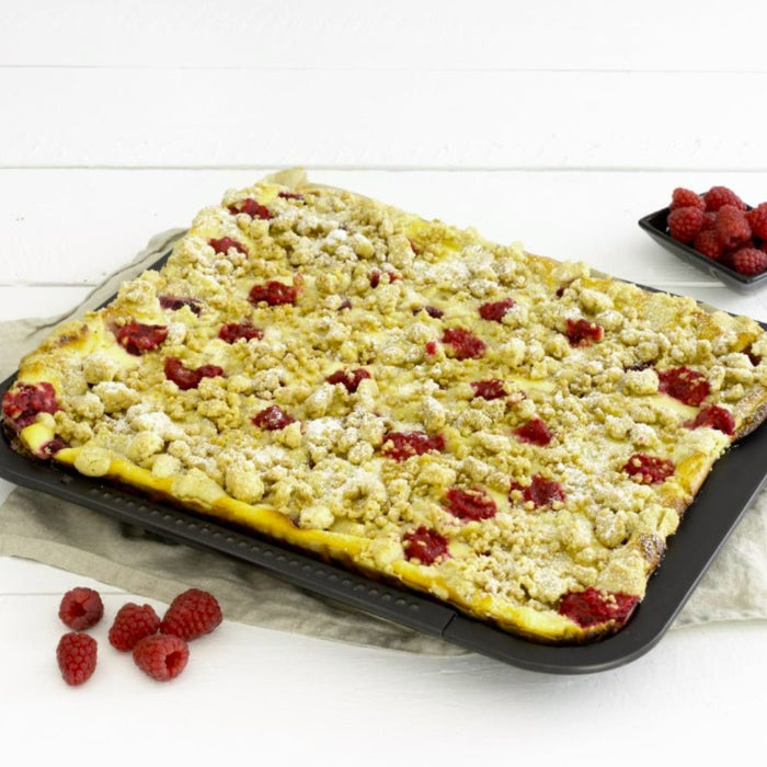 Zenker Black Metallic Extendable Baking Tray - 34.5 - 52x33x3cm - Gourmet Gear